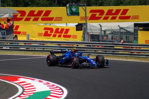 فراری تاریخ رونمایی از خودروی ۲۰۲۶ را اعلام کرد